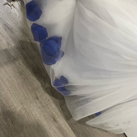 Flower girl dress - Picture 2 of 3